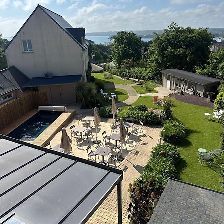 Hotel Les Agapanthes Ploubazlanec Bagian luar foto