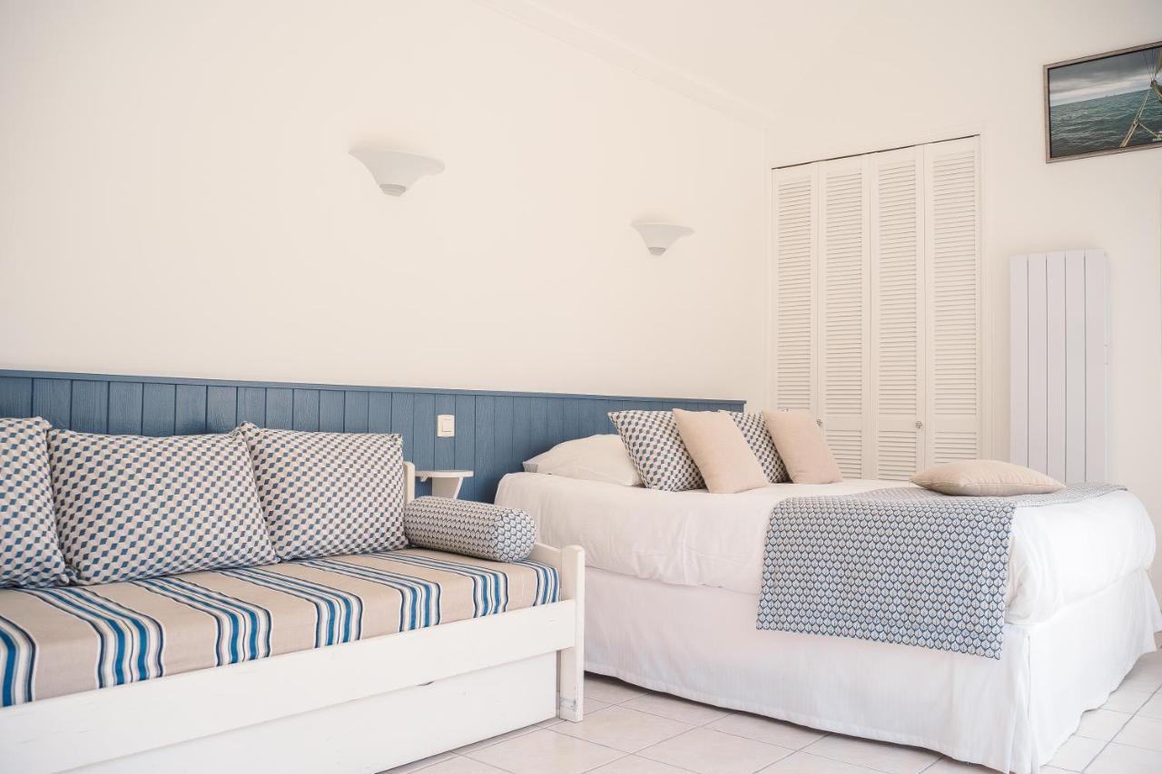 Hotel Les Agapanthes Ploubazlanec Bagian luar foto
