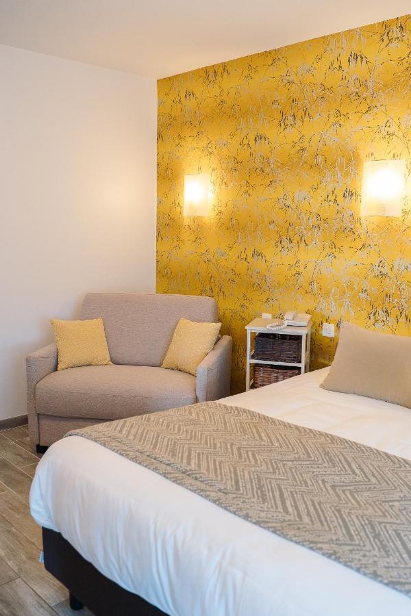 Hotel Les Agapanthes Ploubazlanec Bagian luar foto