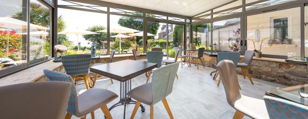 Hotel Les Agapanthes Ploubazlanec Bagian luar foto