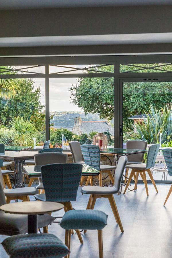 Hotel Les Agapanthes Ploubazlanec Bagian luar foto